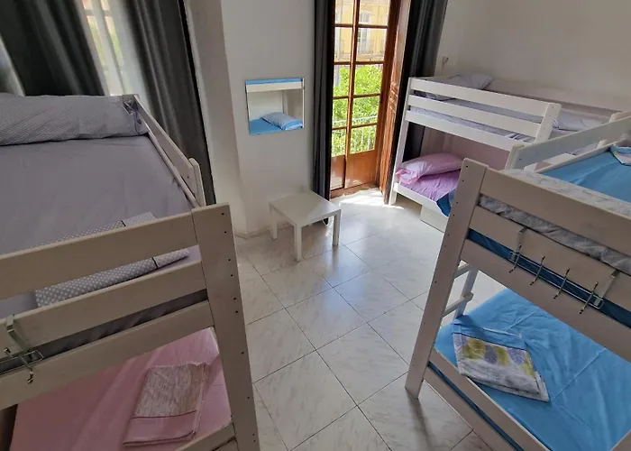 Historic Centro Хостел Малага